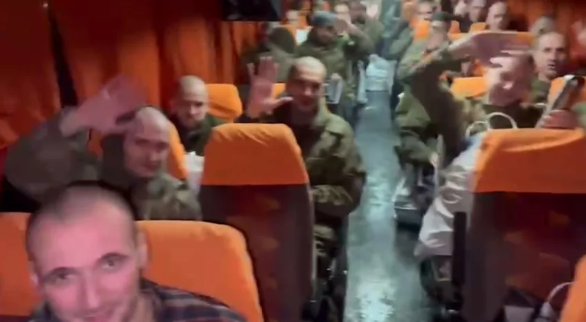 Обмен пленными сегодня 03.01.2024, последние новости: 173 и ещё 75 российских бойцов Киев вернул за 5 командиров "Азова"